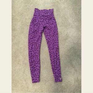 Bombshell Leggings!  Cross listed on Mercari!